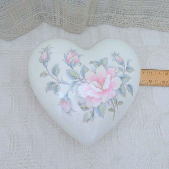 Handmade Lidded Ceramic Heart Trinket Dish, Rose Decor Treasure Box For Jewelry - Picture 5 of 7